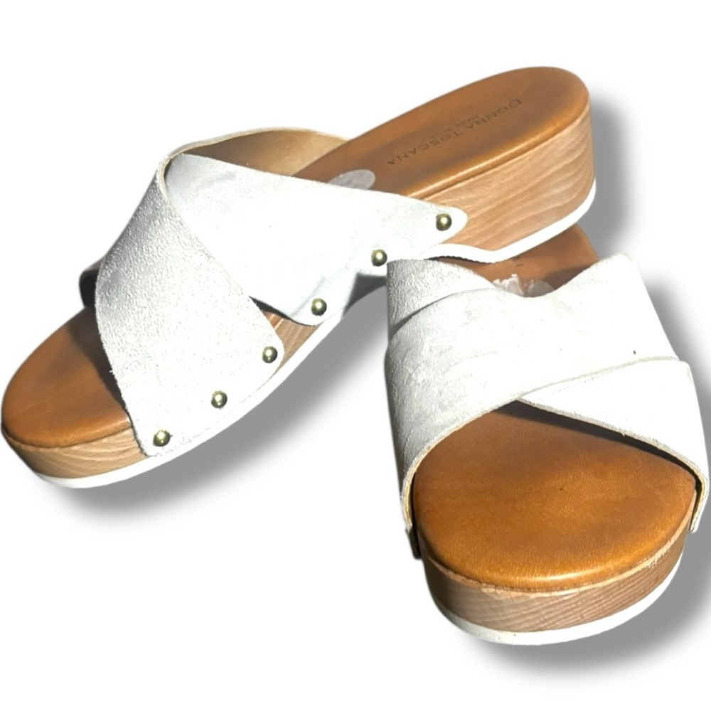 Donna Toscana Made in Italy White Criss Cross Leather Wooden Heel Clog Slides